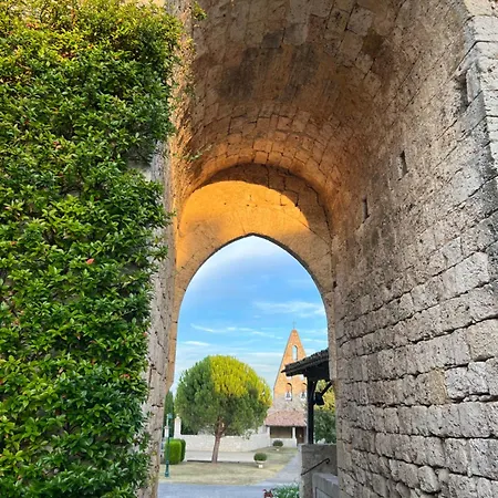 Bastide לינה וארוחת בוקר